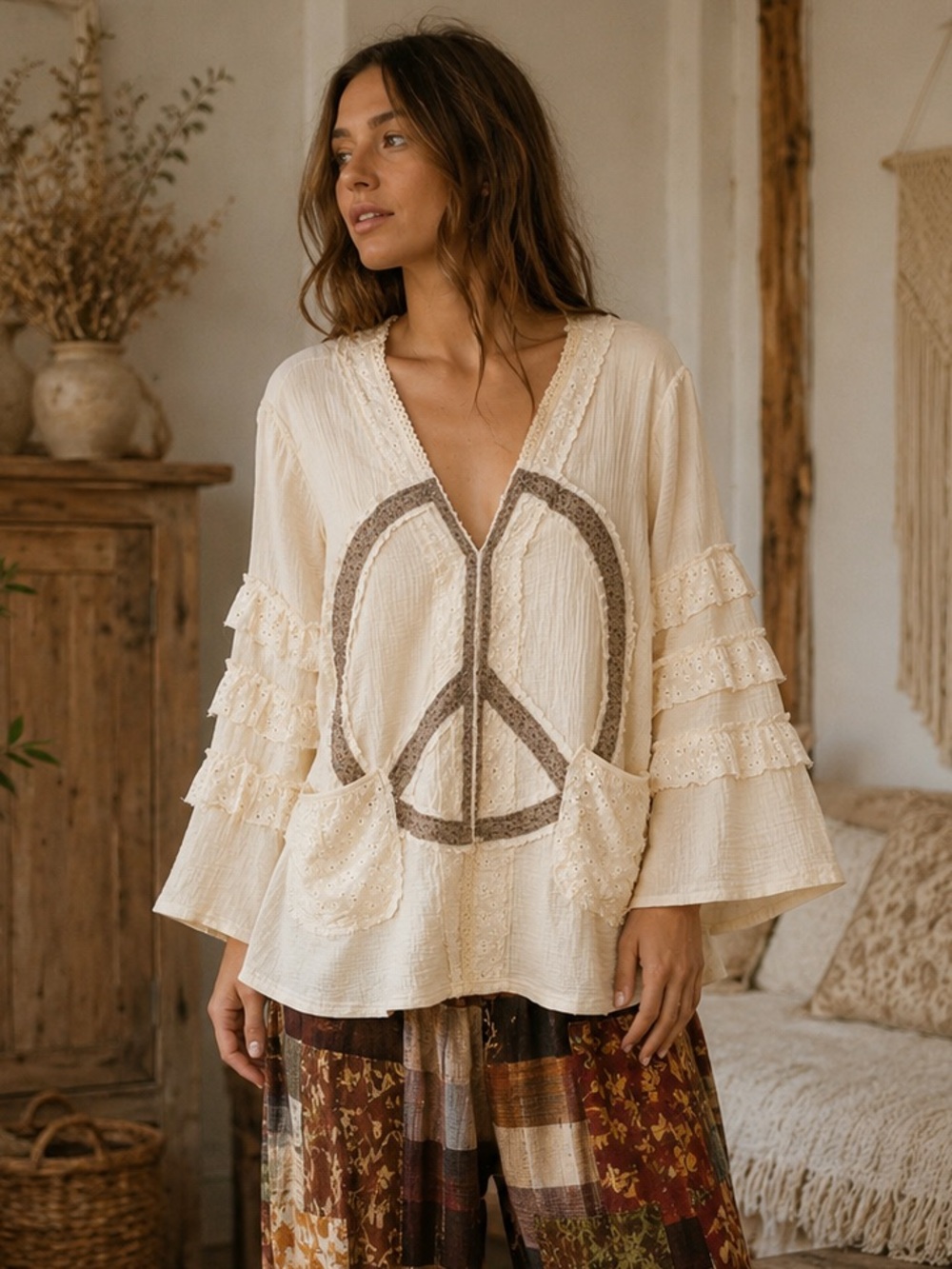 258🌟 POL Embroidered Lace Boho Peasant Top Oversized Small NWOT